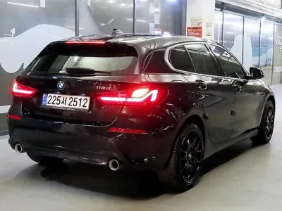 BMW 1-Series 2021, 36648 км, за 15754.23 USD