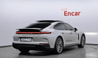 Porsche Panamera 2025, 2011 км, за 138815.54 USD