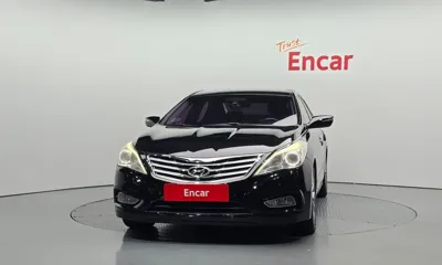 Hyundai Grandeur 2011, 180259 км, за 1642.14 USD