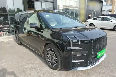 Zeekr 009 2024, 14900 км, за 58256 USD
