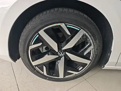 Volkswagen Lamando 2022, 45800 км, за 13022.11 USD - фото 23