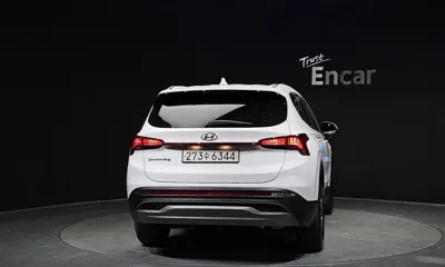 Hyundai Santafe 2022, 79830 км, за 15335.81 USD