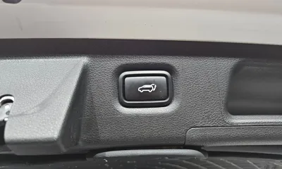 Hyundai Santafe 2022, 79830 км, за 15229.09 USD - фото 20