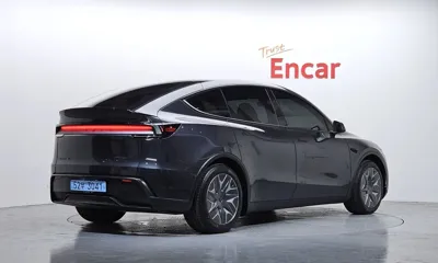 Tesla Model Y 2026, 1723 км, за 47853.49 USD