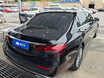 Mercedes-Benz E-Class 2022, 67800 км, за 31635.64 USD
