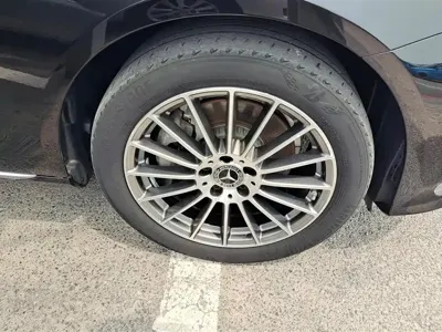 Mercedes-Benz E-Class 2022, 67800 км, за 31635.64 USD - фото 6