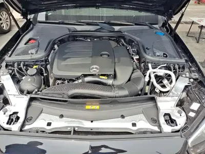 Mercedes-Benz E-Class 2022, 67800 км, за 31635.64 USD - фото 10
