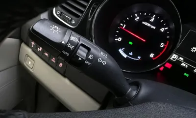Kia Canival 2018, 190596 км, за 6435.67 USD - фото 16