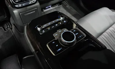Genesis G90 2022, 56823 км, за 23565.71 USD - фото 18