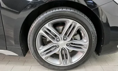 Hyundai Grandeur 2017, 129965 км, за 7605.8 USD