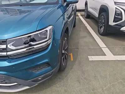 Volkswagen Tharu 2019, 103900 км, за 8548.83 USD - фото 24