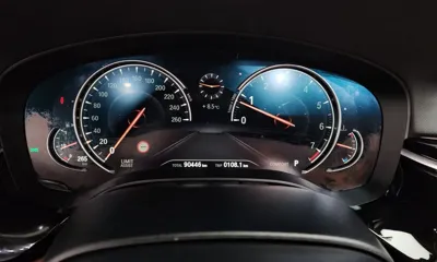 BMW 5-Series 2018, 90446 км, за 12472.1 USD - фото 8