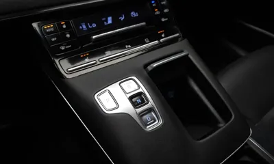 Hyundai Grandeur 2021, 144107 км, за 10245.91 USD - фото 9