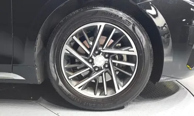 Hyundai Grandeur 2021, 144107 км, за 10245.91 USD - фото 21