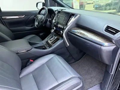 Toyota Alphard 2021, 122000 км, за 72923.08 USD - фото 15