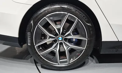 BMW 5-Series 2024, 32076 км, за 37612.4 USD
