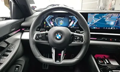 BMW 5-Series 2024, 32076 км, за 37612.4 USD - фото 13
