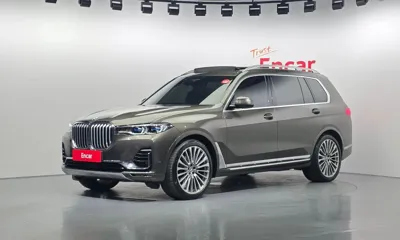 BMW X7 · 2021 год