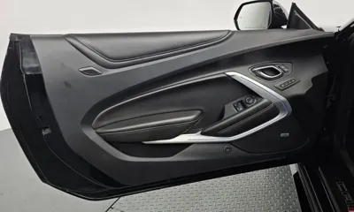 ChevroletGMDaewoo Camaro 2017, 102501 км, за 13680.79 USD - фото 23