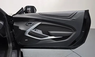 ChevroletGMDaewoo Camaro 2017, 102501 км, за 13680.79 USD - фото 24