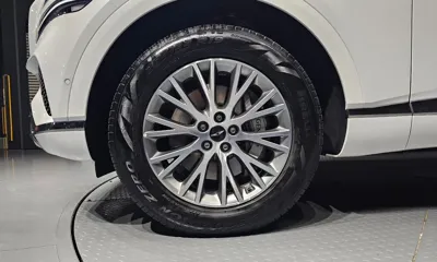 Genesis GV80 2024, 15370 км, за 42339.5 USD