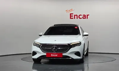 Mercedes-Benz E-Class 2025, 13852 км, за 37703.95 USD