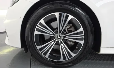 Mercedes-Benz E-Class 2025, 13852 км, за 37703.95 USD