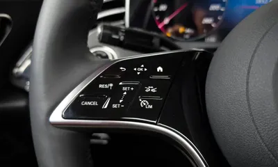 Mercedes-Benz E-Class 2025, 13852 км, за 37703.95 USD - фото 17