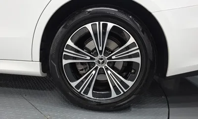 Mercedes-Benz E-Class 2025, 13852 км, за 37703.95 USD - фото 21