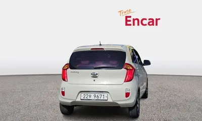 Kia Morning 2013, 107465 км, за 2511.9 USD