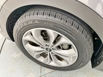 Hyundai Santafe 2015, 93233 км, за 6212.39 USD