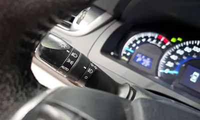 Toyota Camry 2013, 113331 км, за 8879.24 USD - фото 16