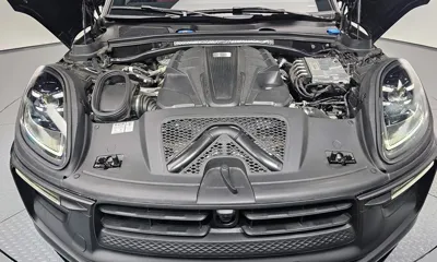 Porsche Macan 2022, 19901 км, за 60365.19 USD - фото 6