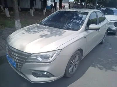 Roewe i5 2019, 121100 км, за 3855.13 USD
