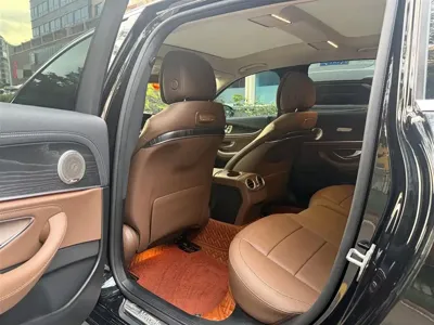 Mercedes-Benz E-Class 2020, 160000 км, за 22807.09 USD