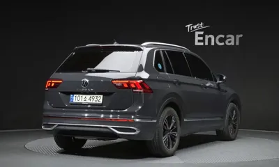 Volkswagen Tiguan 2021, 53640 км, за 23455.56 USD
