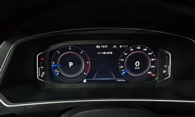 Volkswagen Tiguan 2021, 53640 км, за 23455.56 USD - фото 8
