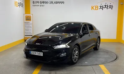 Kia K5 · 2023 год