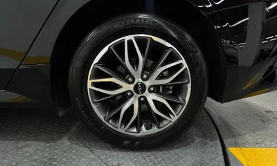 Kia K5 2023, 53721 км, за 18818.77 USD