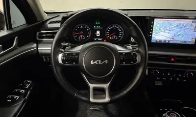 Kia K5 2023, 53721 км, за 18818.77 USD - фото 12