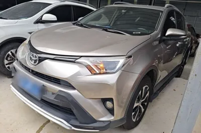 Toyota RAV4 · 2019 год