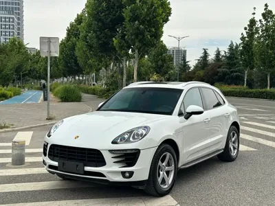Porsche Macan · 2016 год