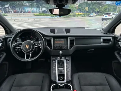 Porsche Macan 2016, 96000 км, за 15477.87 USD