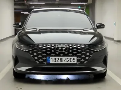 Hyundai Grandeur 2021, 79906 км, за 12406.46 USD
