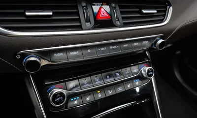 Hyundai Grandeur 2019, 109846 км, за 9953.17 USD - фото 17