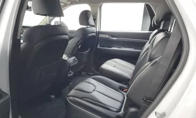 Hyundai Palisade 2022, 57926 км, за 15628.05 USD - фото 11