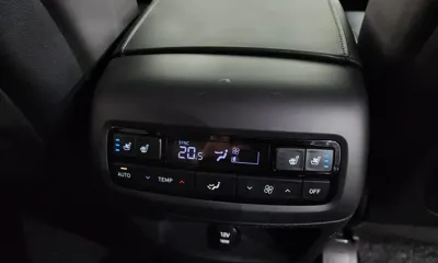 Hyundai Palisade 2022, 57926 км, за 15628.05 USD - фото 31