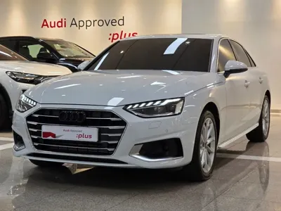 Audi A4 · 2023 год
