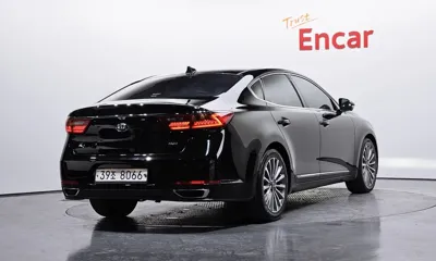 Kia K7 2017, 191831 км, за 5939.87 USD