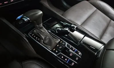 Kia K7 2017, 191831 км, за 5939.87 USD - фото 9